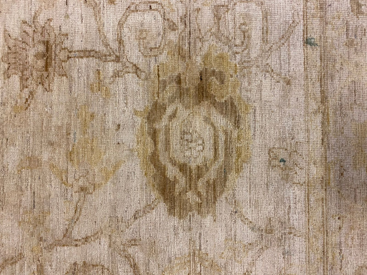 6x9 Ivory and Gold Turkish Oushak Rug