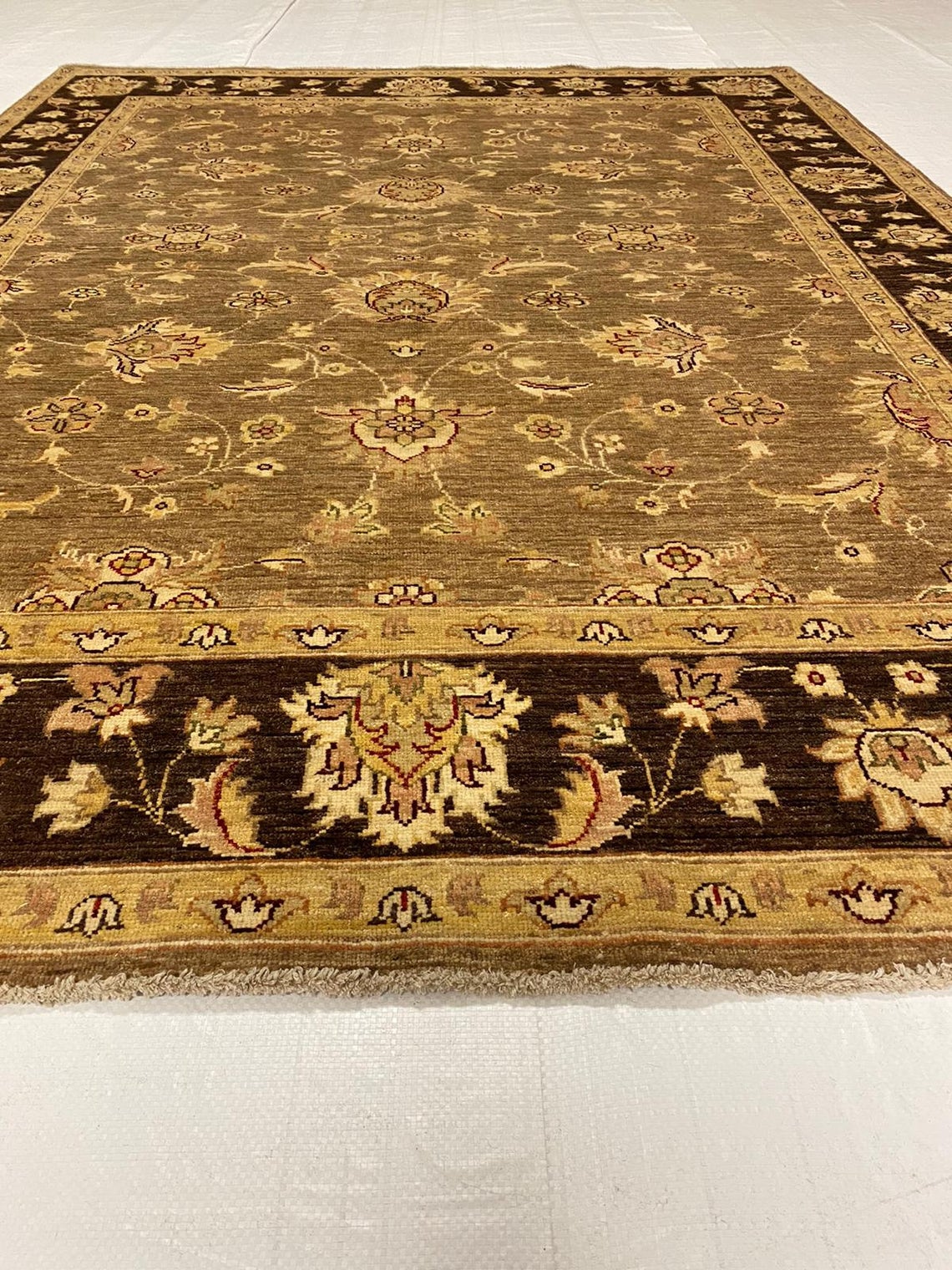 5x8 Gray and Brown Turkish Traditional Rug