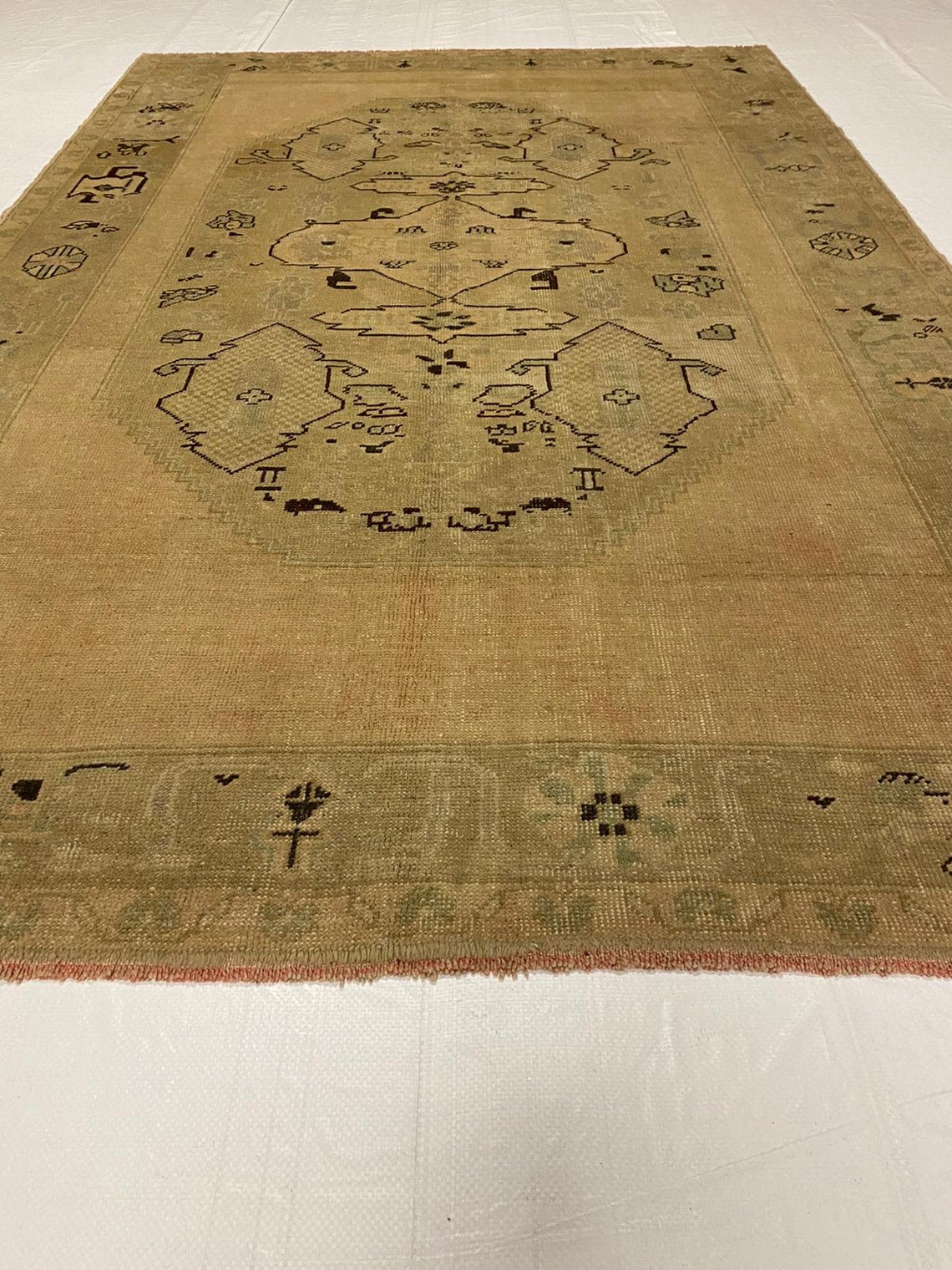 6x9 Beige and Brown Turkish Tribal Rug