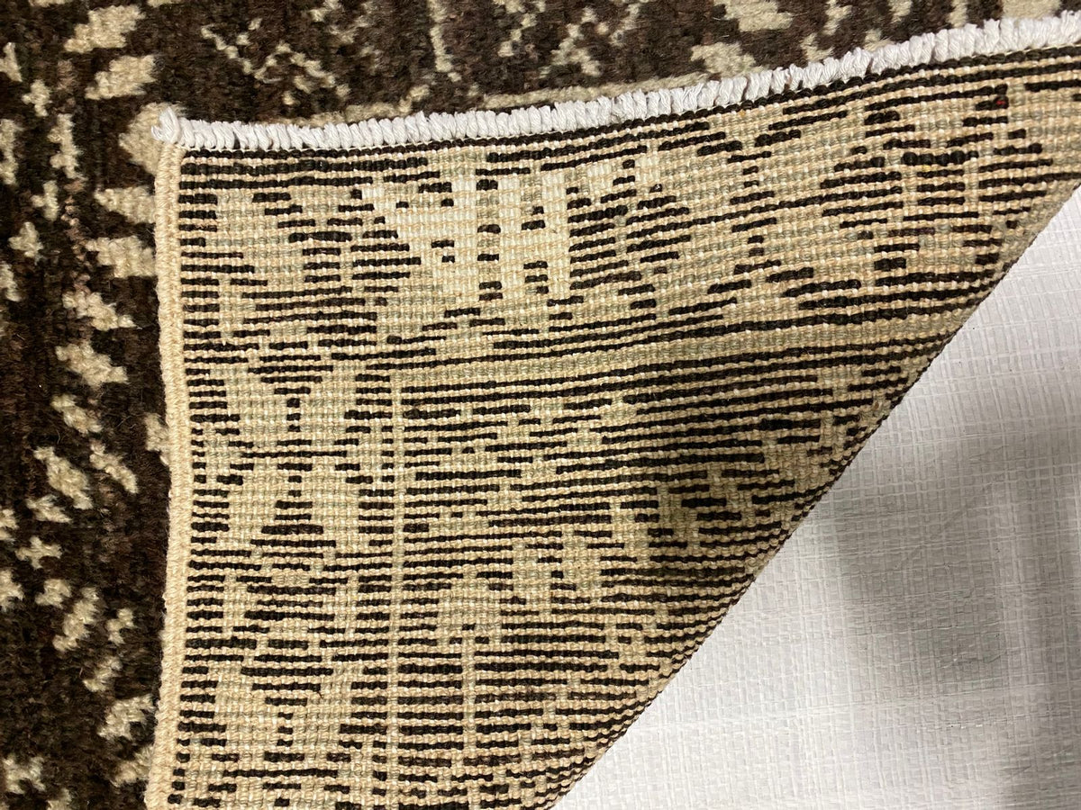 4x6 Brown and Ivory Modern Contemporary Rug