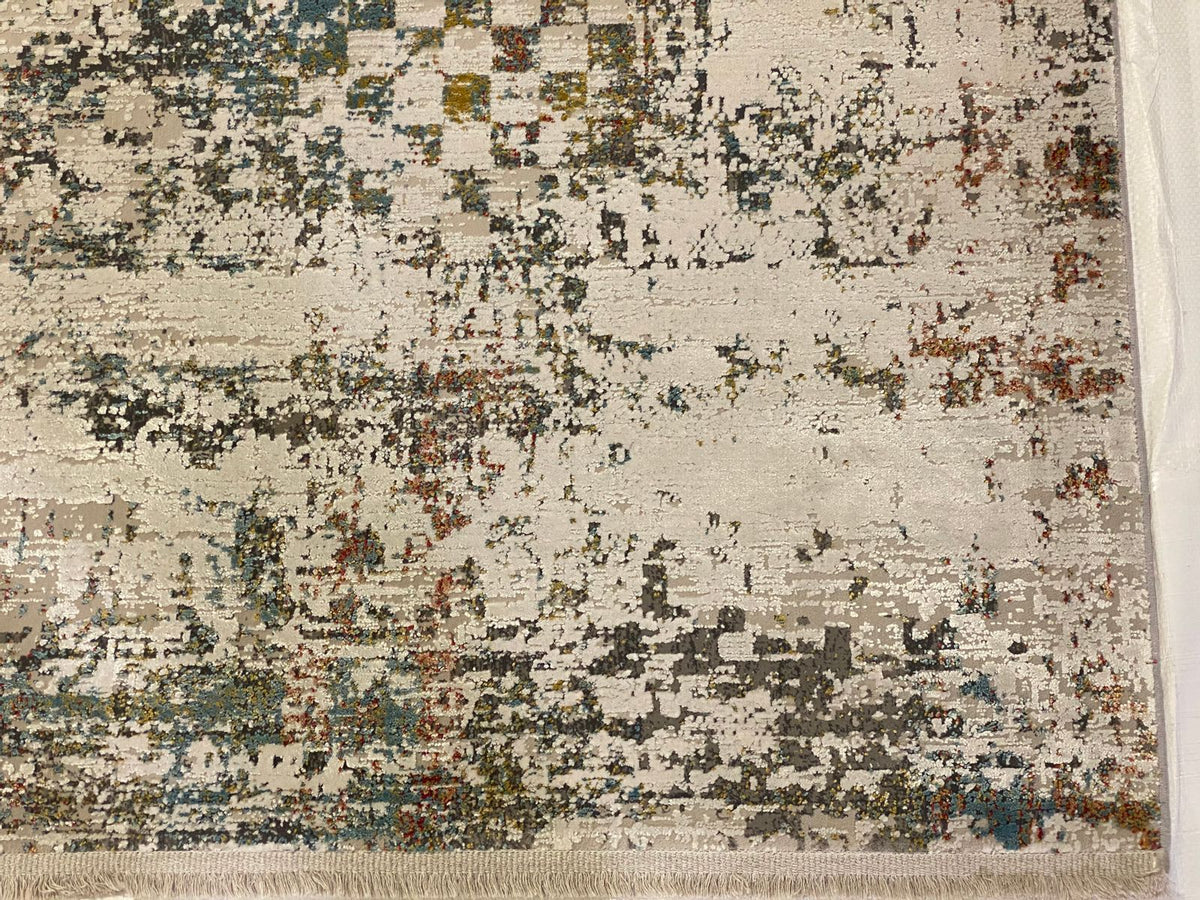 6x10 White and Multicolor Turkish Antep Rug