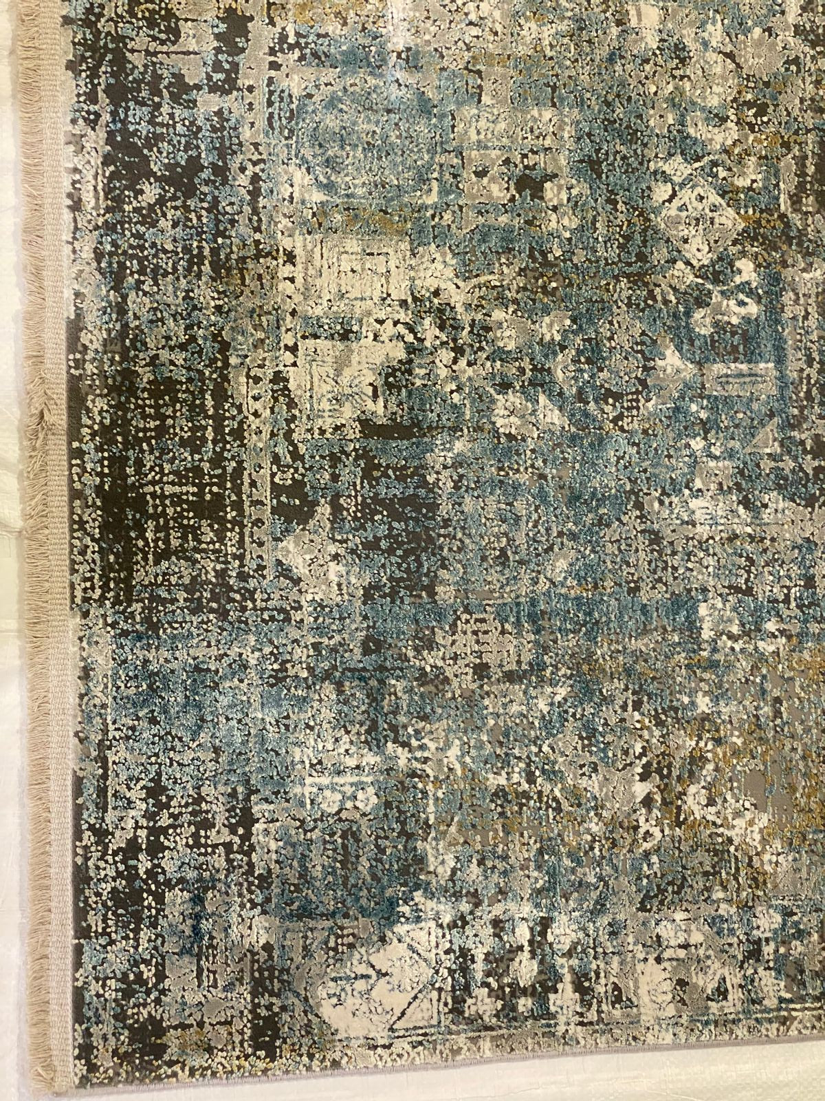 6x10 Blue and White Turkish Antep Rug