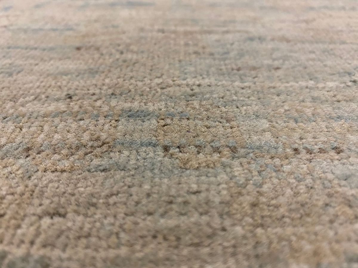 6x9 Blue and Ivory Persian Rug