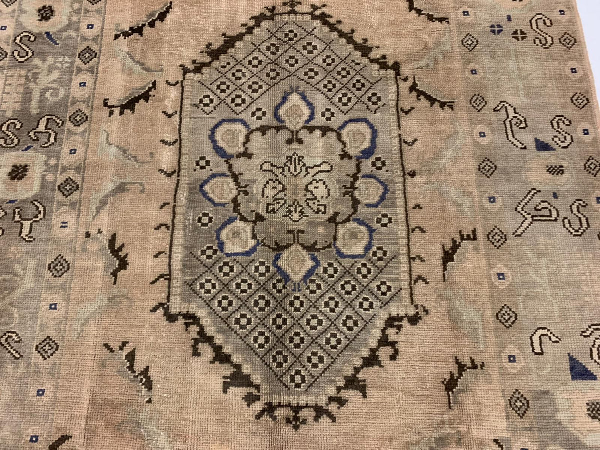 6x10 Ivory Turkish Tribal Rug