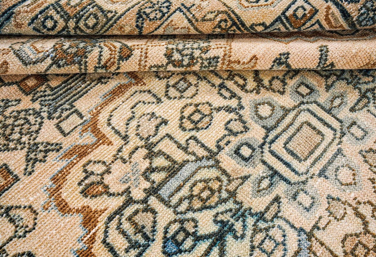 5x7 Blue and Beige Persian Rug