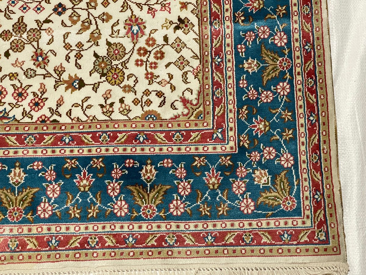 4x6 Ivory And Blue Turkish Silk Rug
