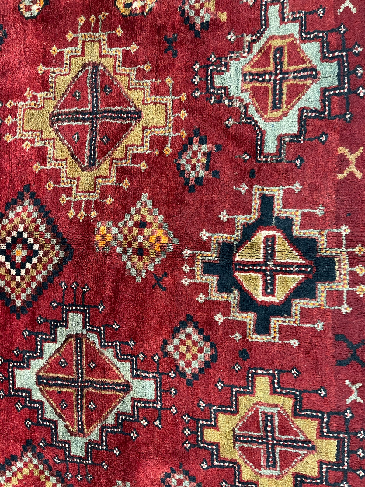 5x9 Red and Ivory Turkish Tribal Rug