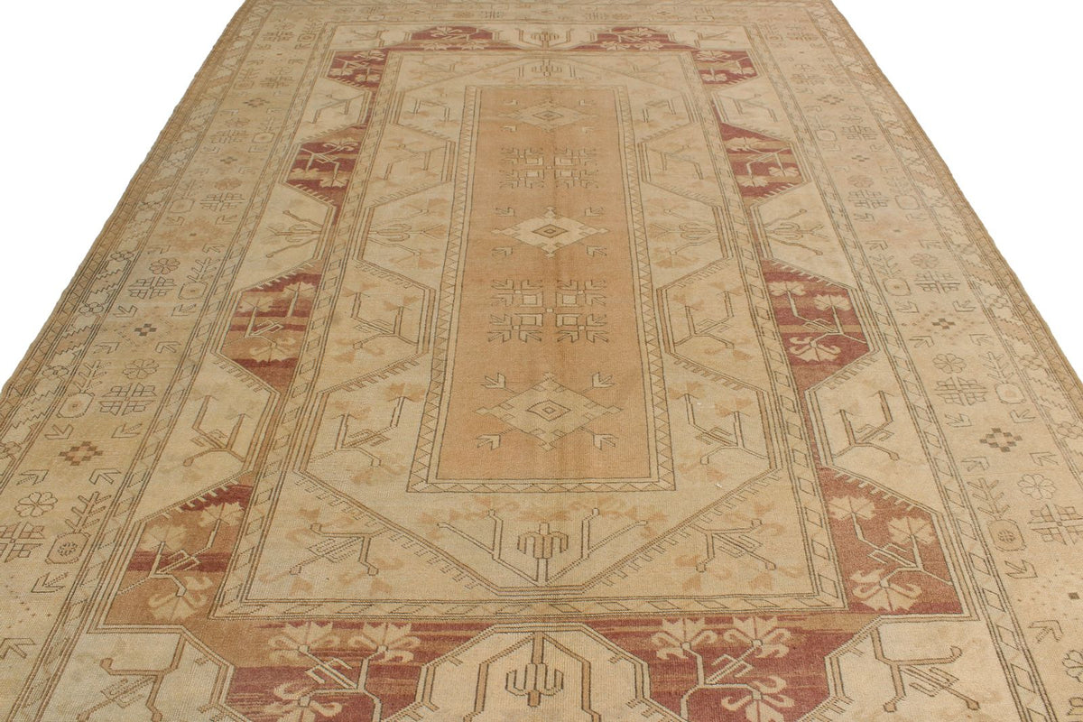 8x11 Ivory Turkish Milas Rug