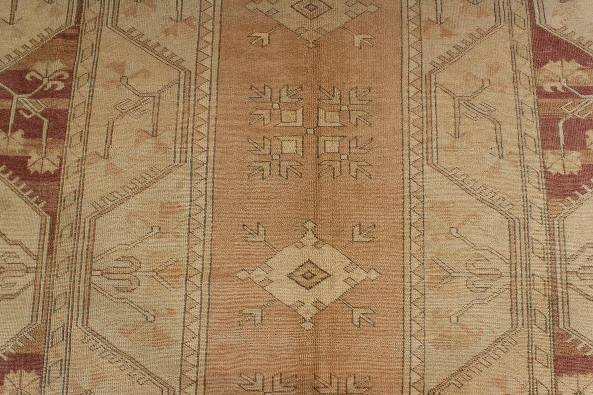 8x11 Ivory Turkish Milas Rug