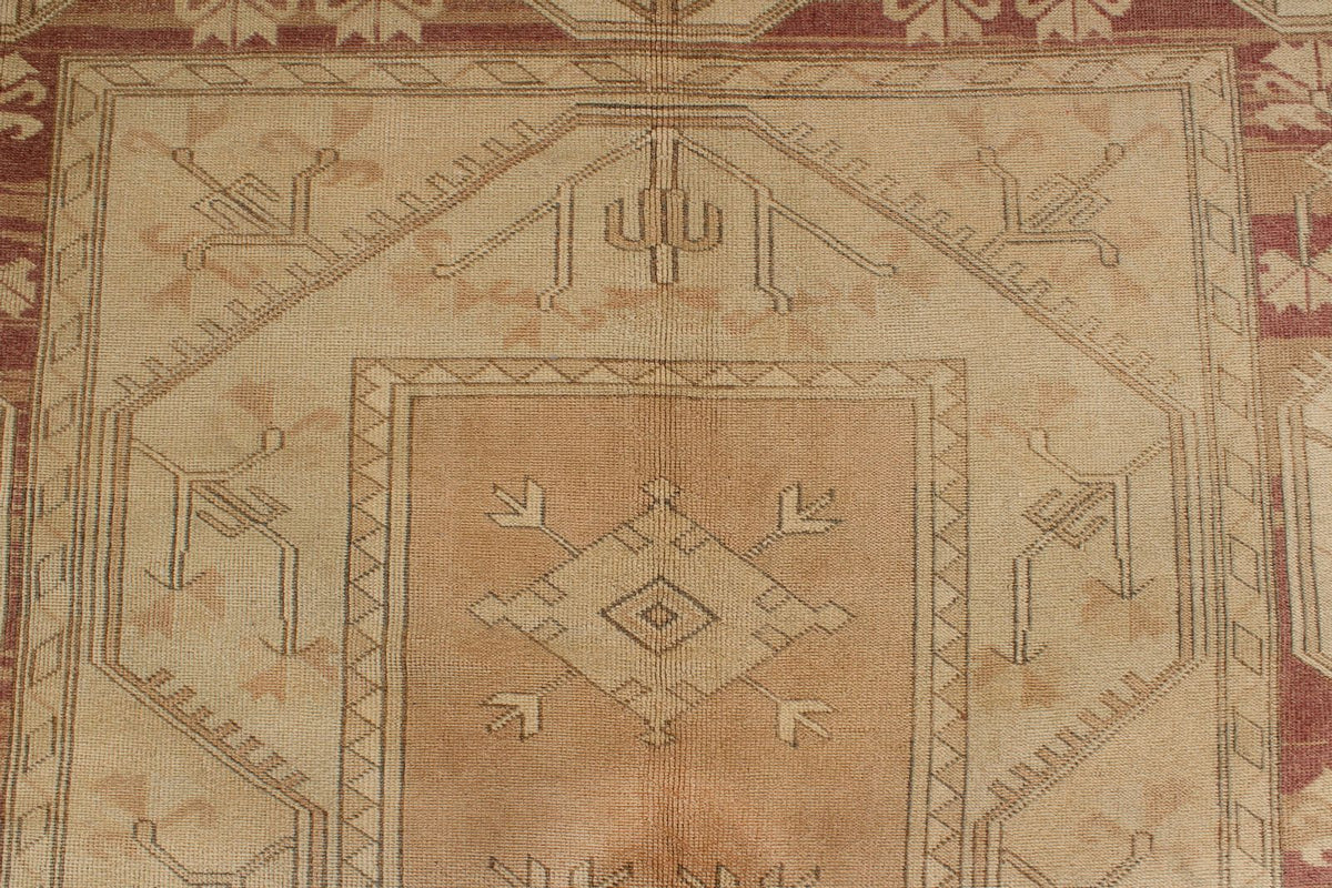 8x11 Ivory Turkish Milas Rug