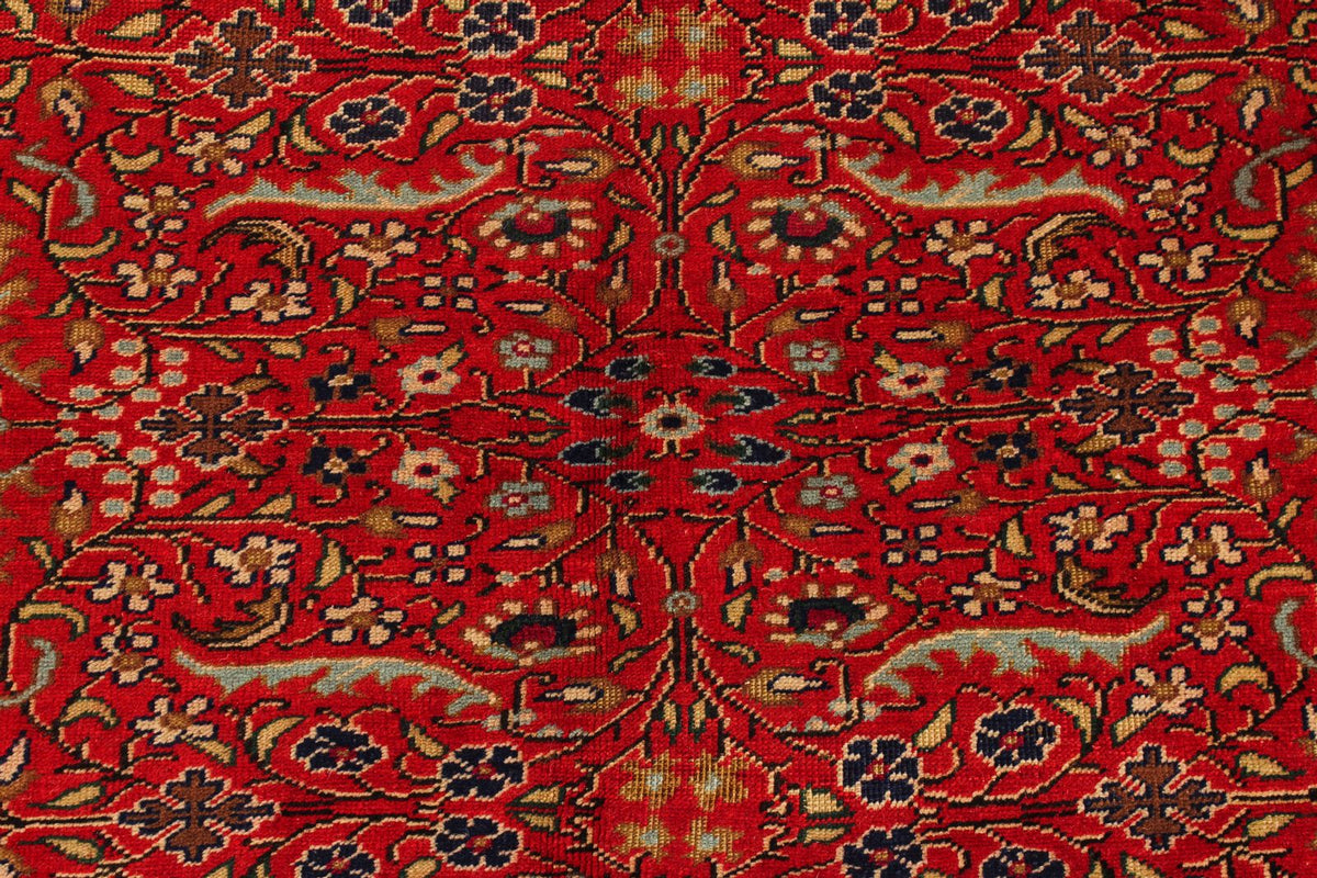 7x9 Red and Ivory Turkish Traditional Rug