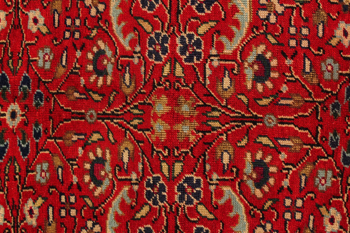7x9 Red and Ivory Turkish Traditional Rug