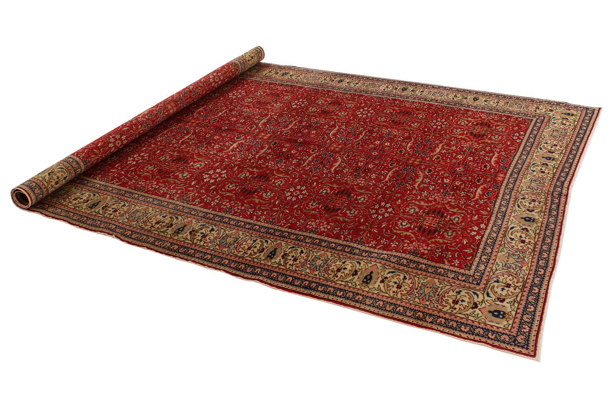 7x9 Red and Ivory Turkish Traditional Rug