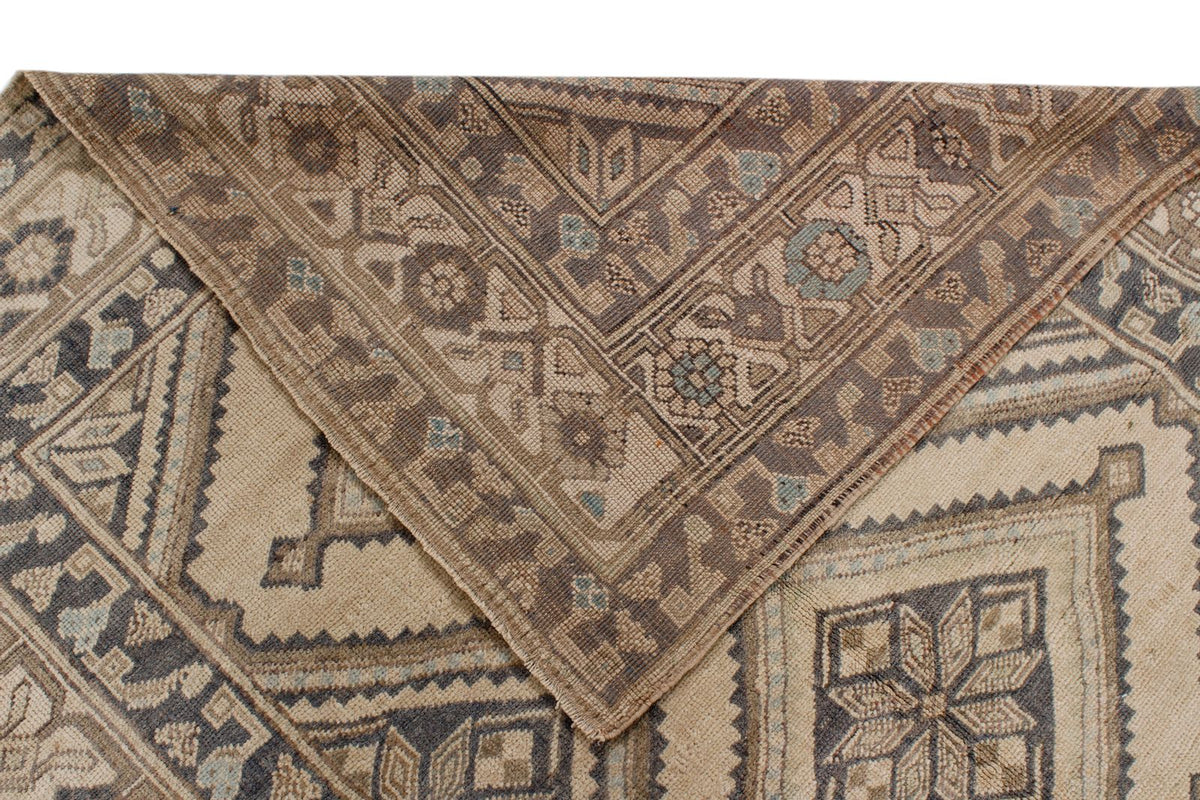5x7 Beige and Gray Turkish Tribal Rug