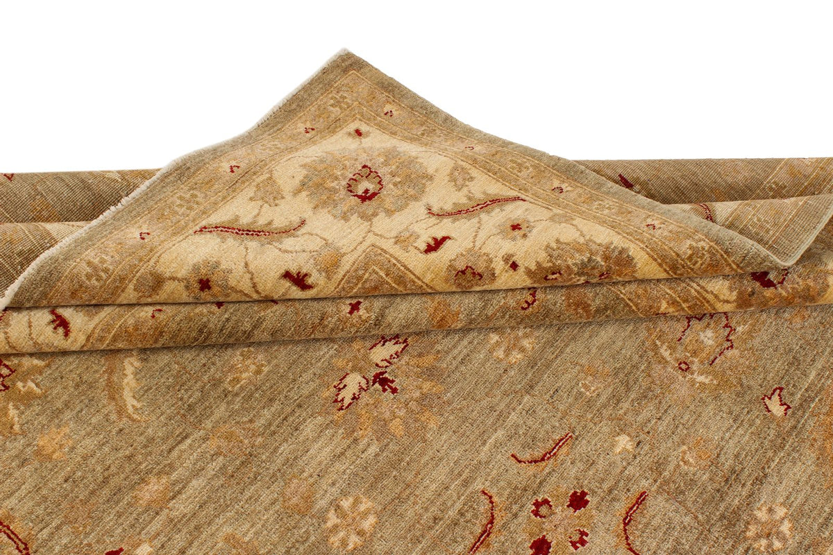 8x10 Green and Beige Turkish Oushak Rug