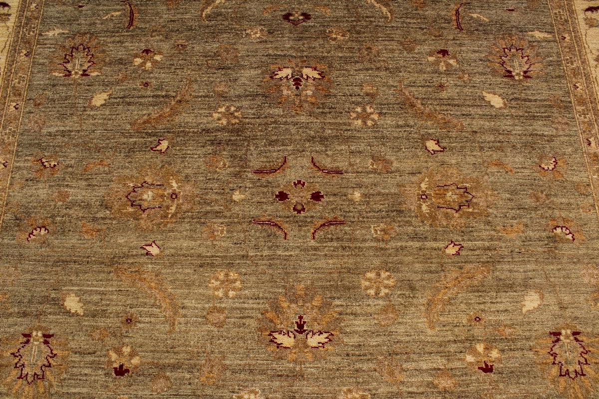 8x10 Green and Beige Turkish Oushak Rug