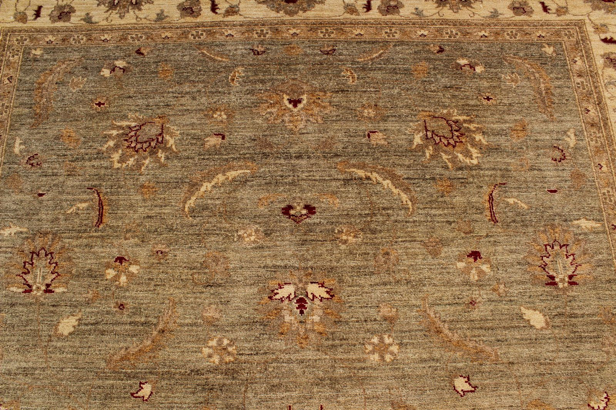 8x10 Green and Beige Turkish Oushak Rug