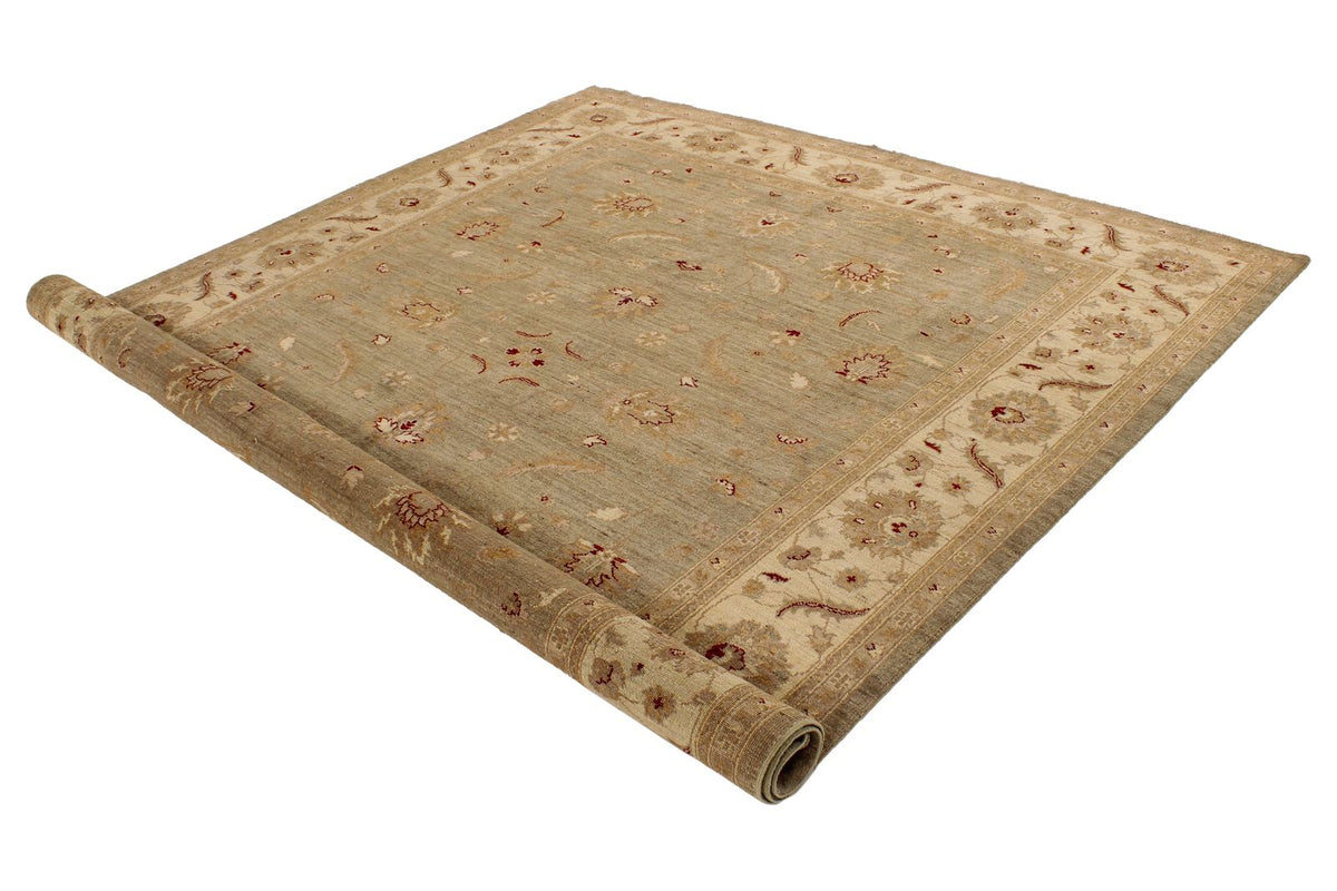 8x10 Green and Beige Turkish Oushak Rug
