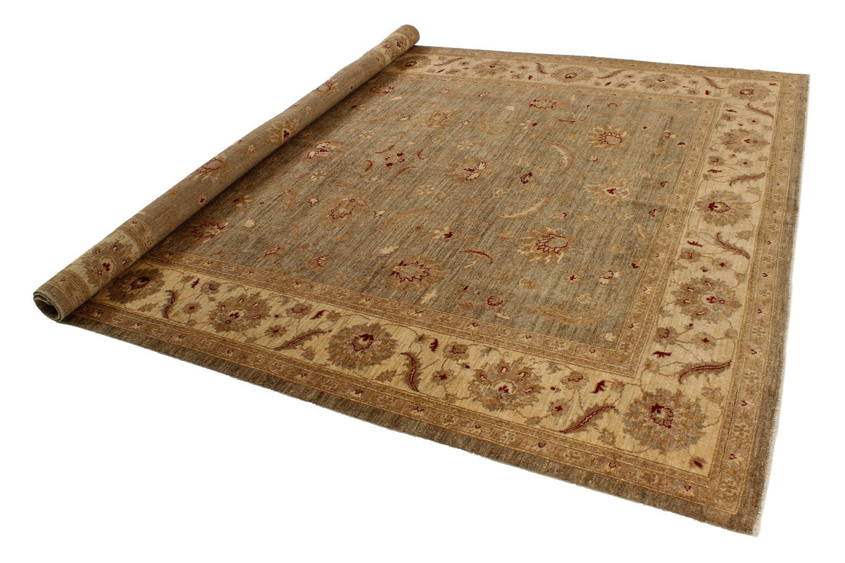 8x10 Green and Beige Turkish Oushak Rug