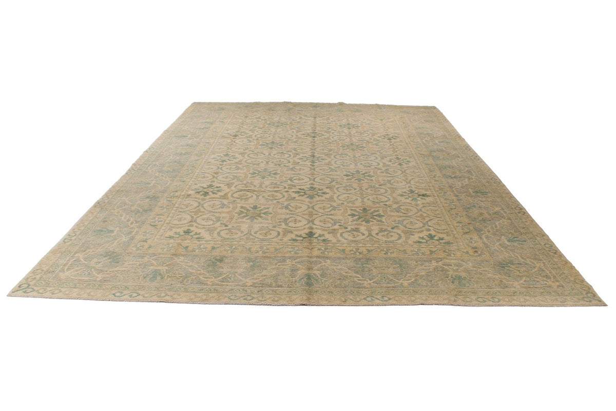 10x14 Ivory and Green Turkish Traditional Rug