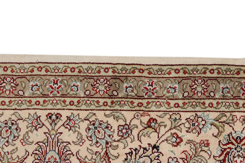 5x8 Ivory and Beige Turkish Silk Rug