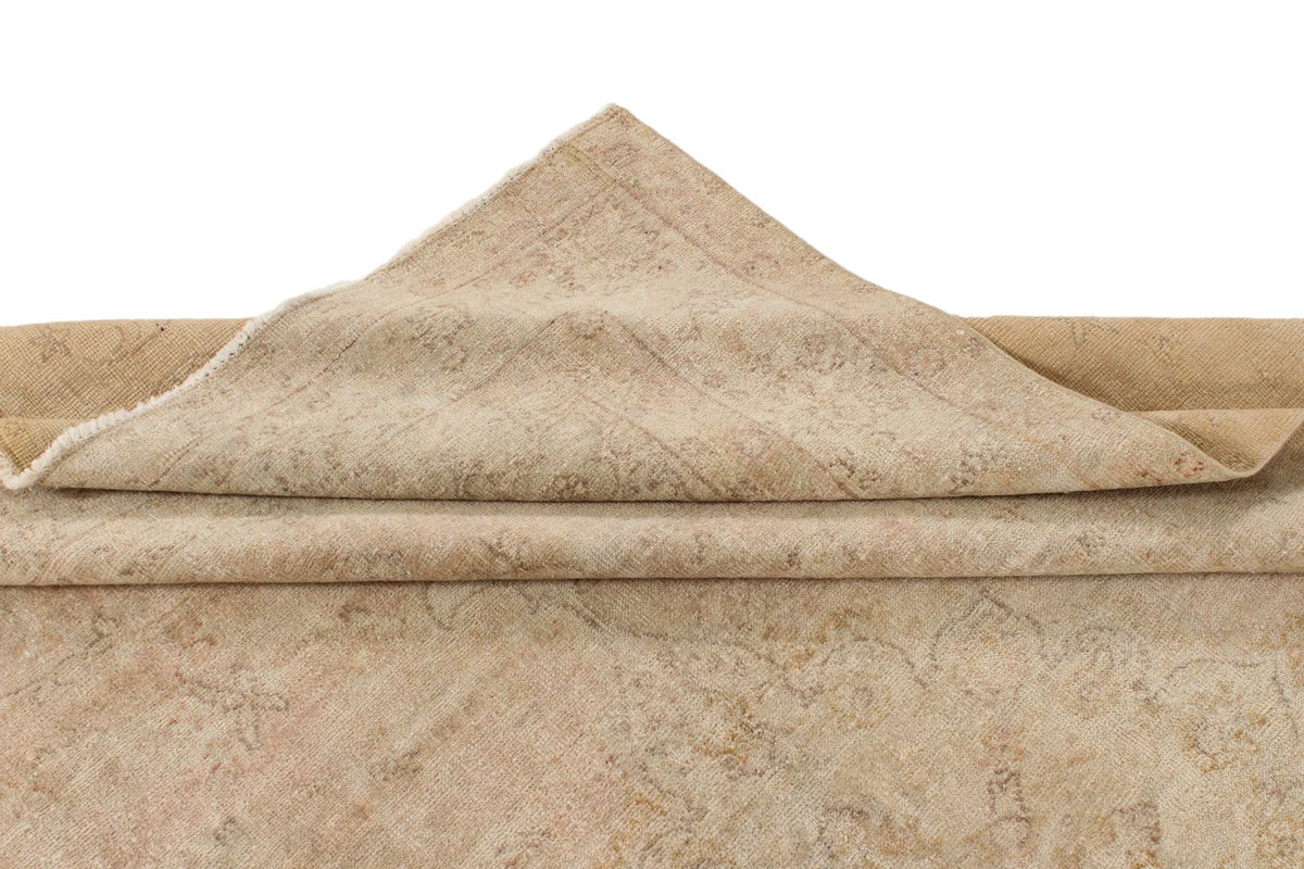 7x10 Beige Turkish Traditional Rug