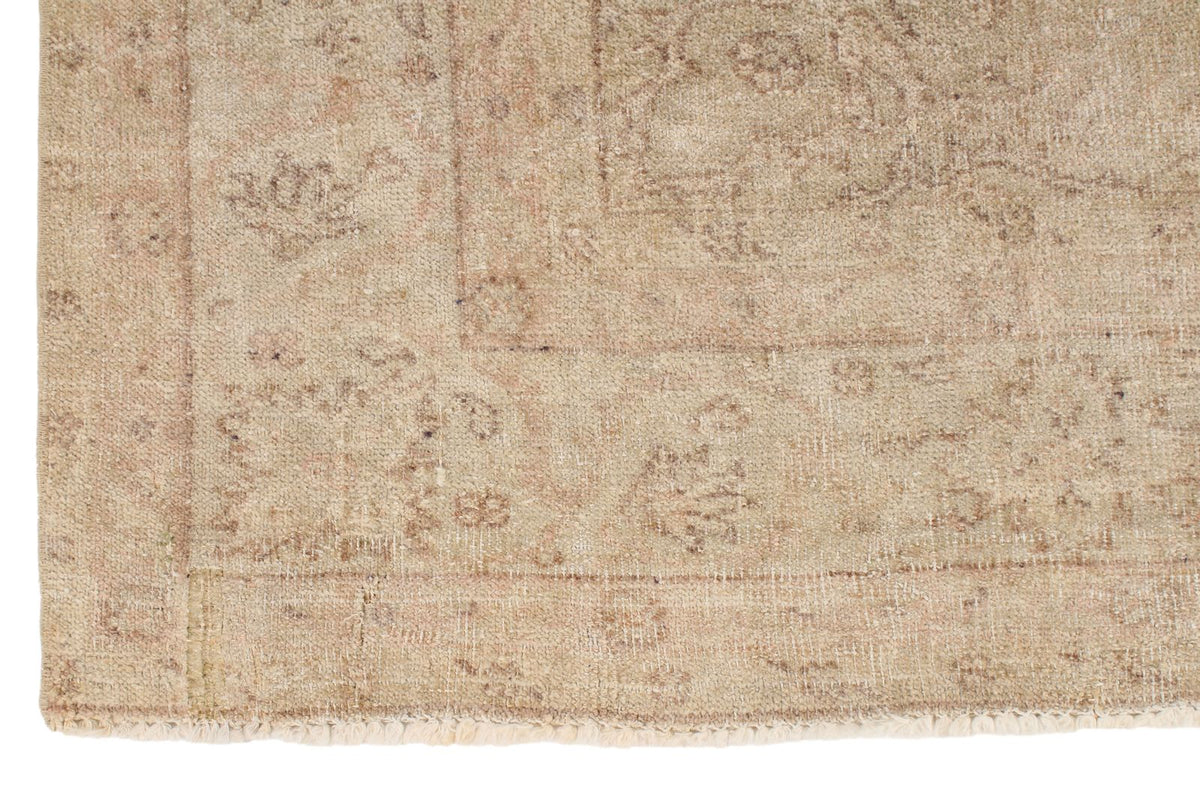 7x10 Beige Turkish Traditional Rug