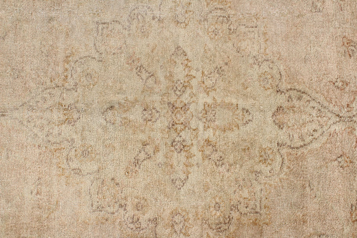 7x10 Beige Turkish Traditional Rug