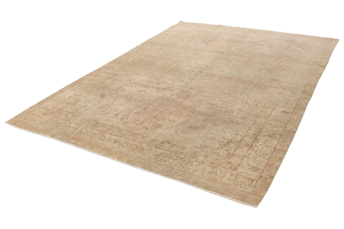 7x10 Beige Turkish Traditional Rug