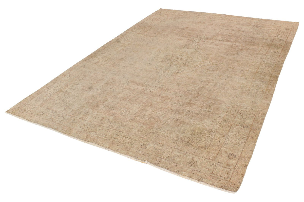 7x10 Beige Turkish Traditional Rug
