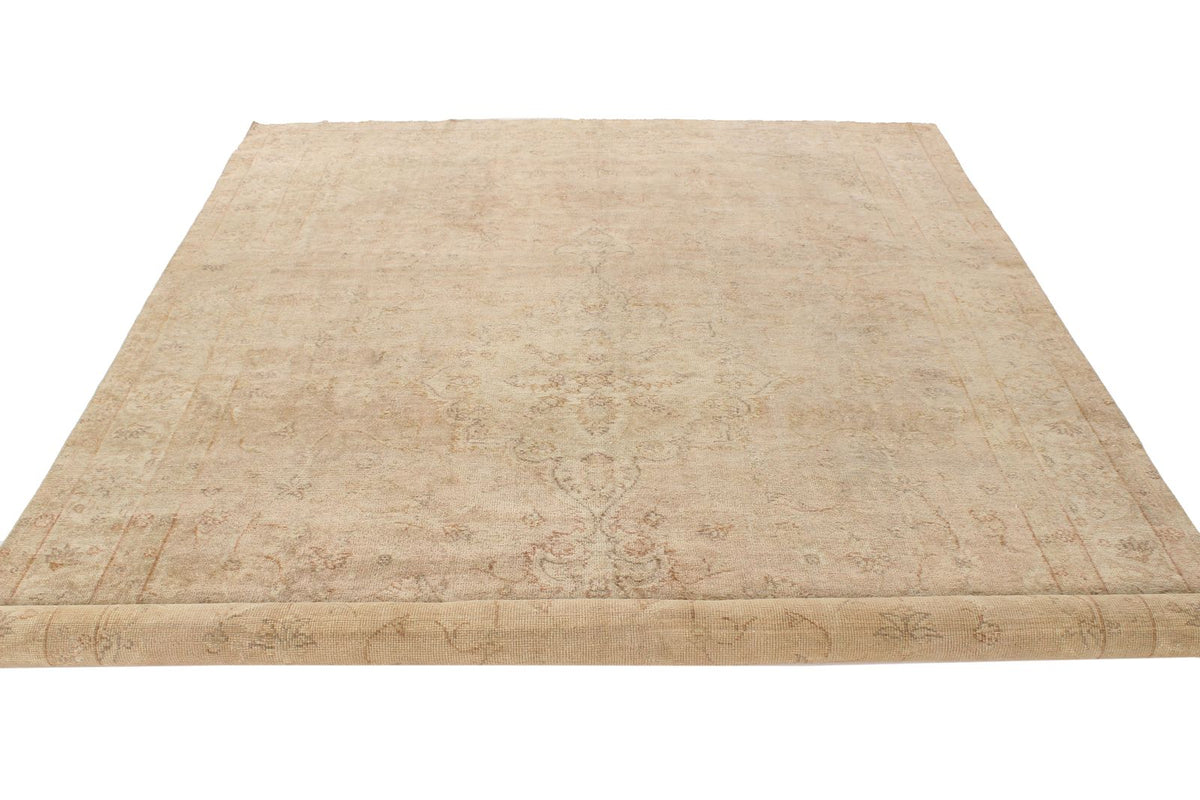 7x10 Beige Turkish Traditional Rug
