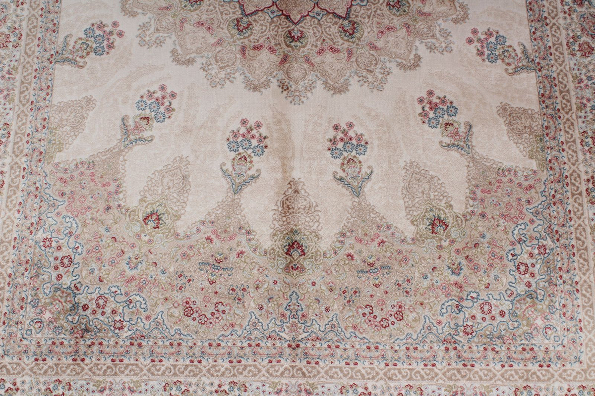 4x6 Ivory and Beige Turkish Antep Rug