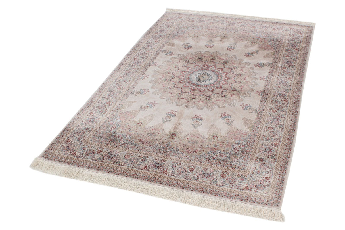 4x6 Ivory and Beige Turkish Antep Rug