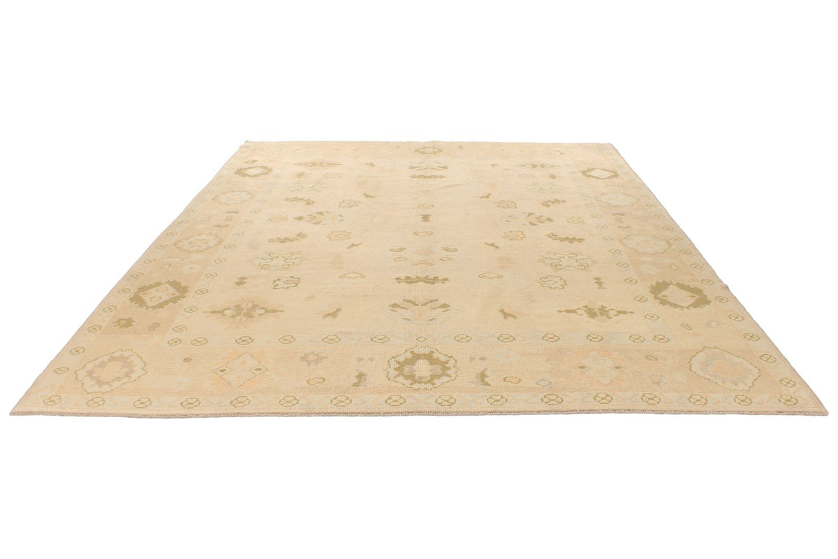 9x11 Ivory and Beige Turkish Oushak Rug