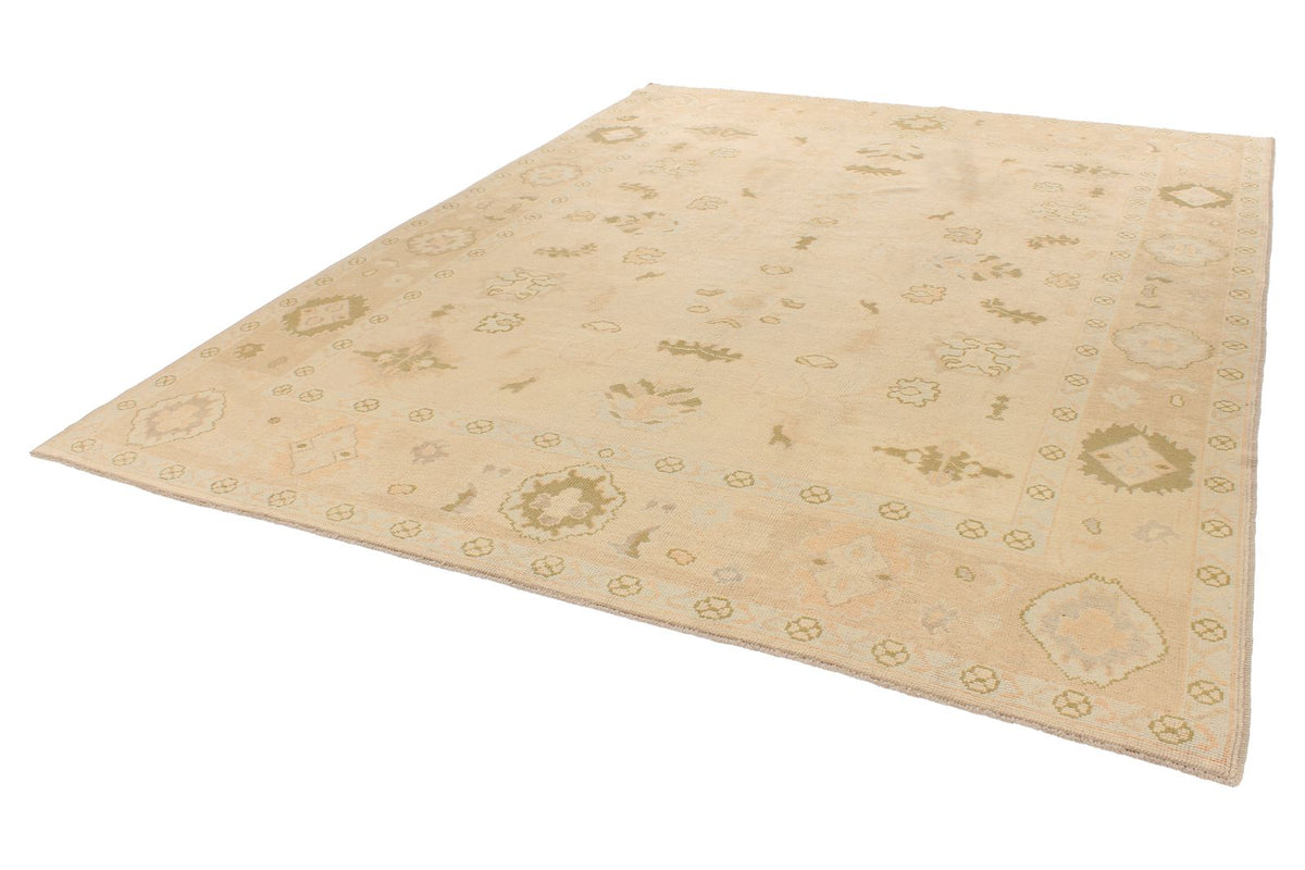 9x11 Ivory and Beige Turkish Oushak Rug
