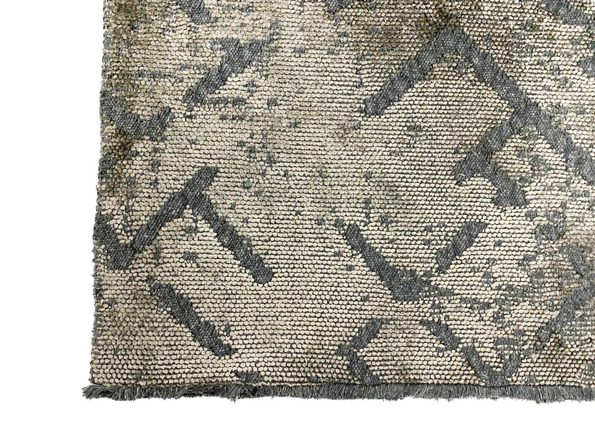 5x8 Gray and Black Modern Contemporary Rug