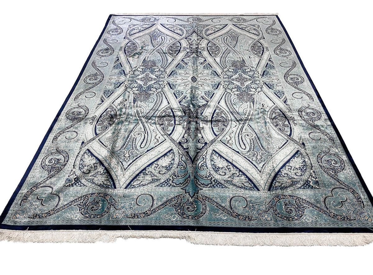 8x11 Navy and White Turkish Antep Rug