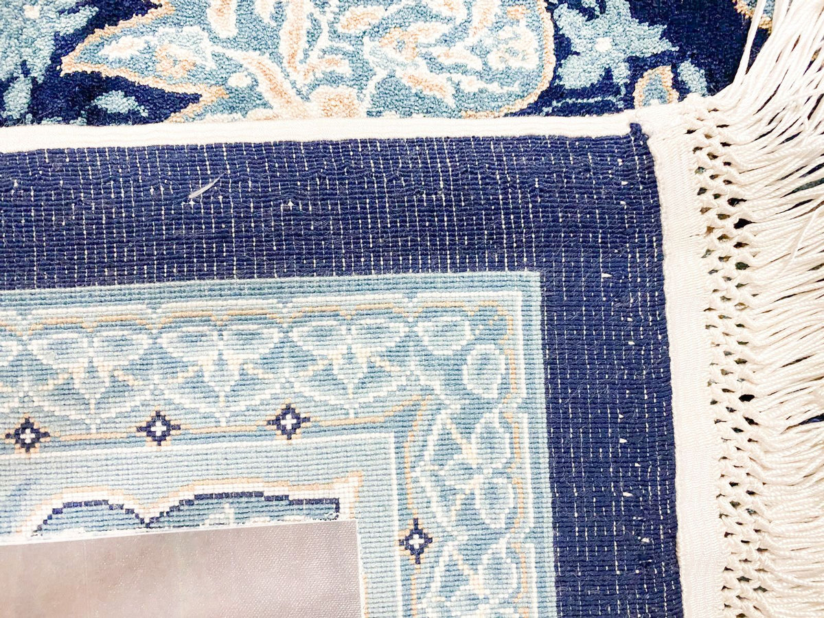 8x11 Navy and White Turkish Antep Rug