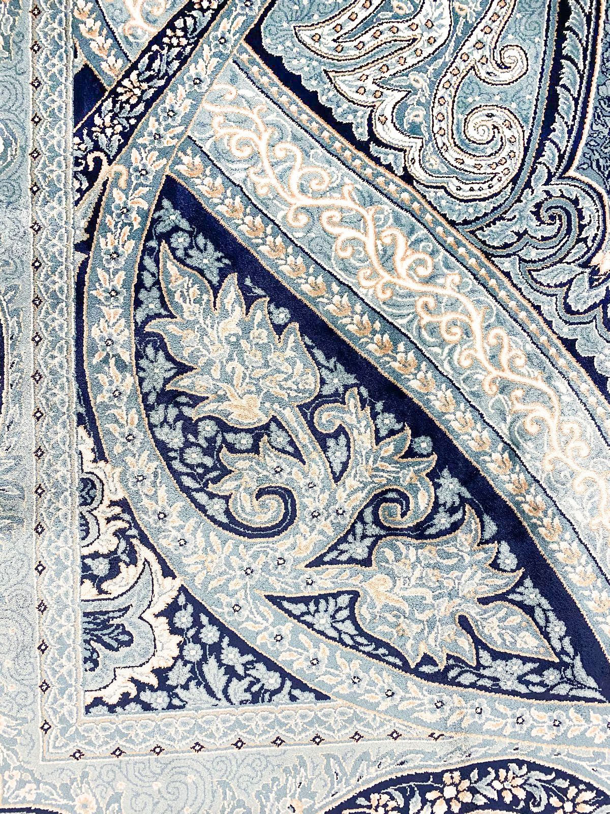 8x11 Navy and White Turkish Antep Rug