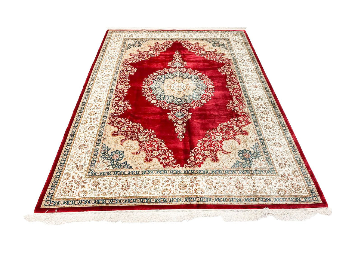 6x8 Red and Ivory Turkish Antep Rug