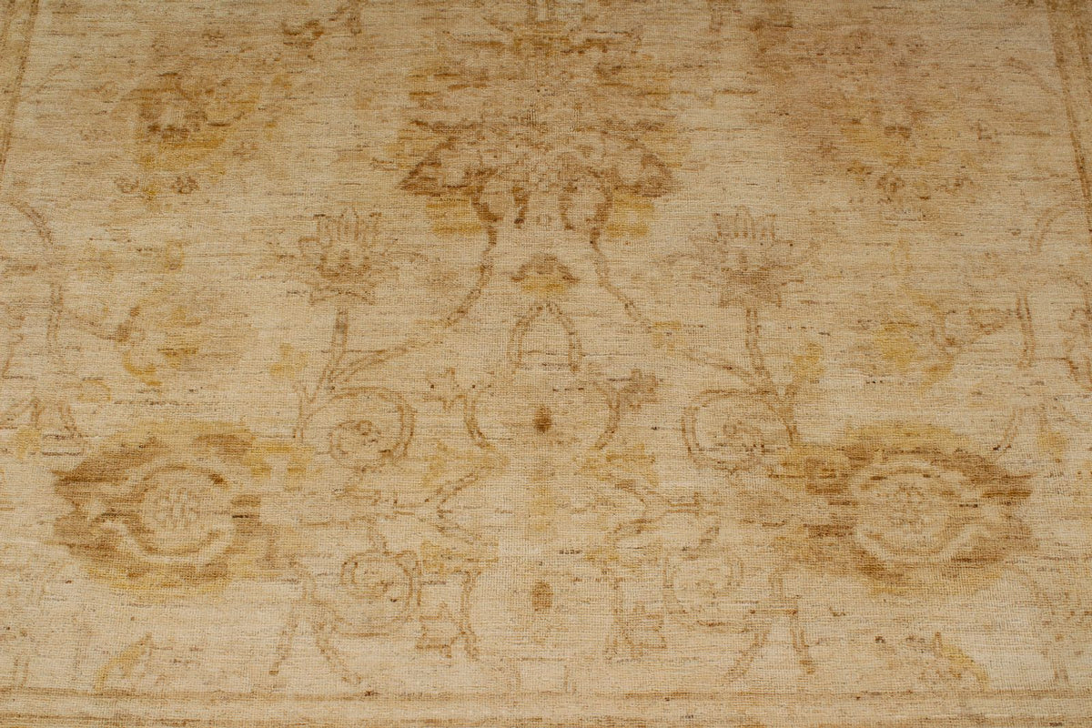 6x9 Ivory Turkish Oushak Rug