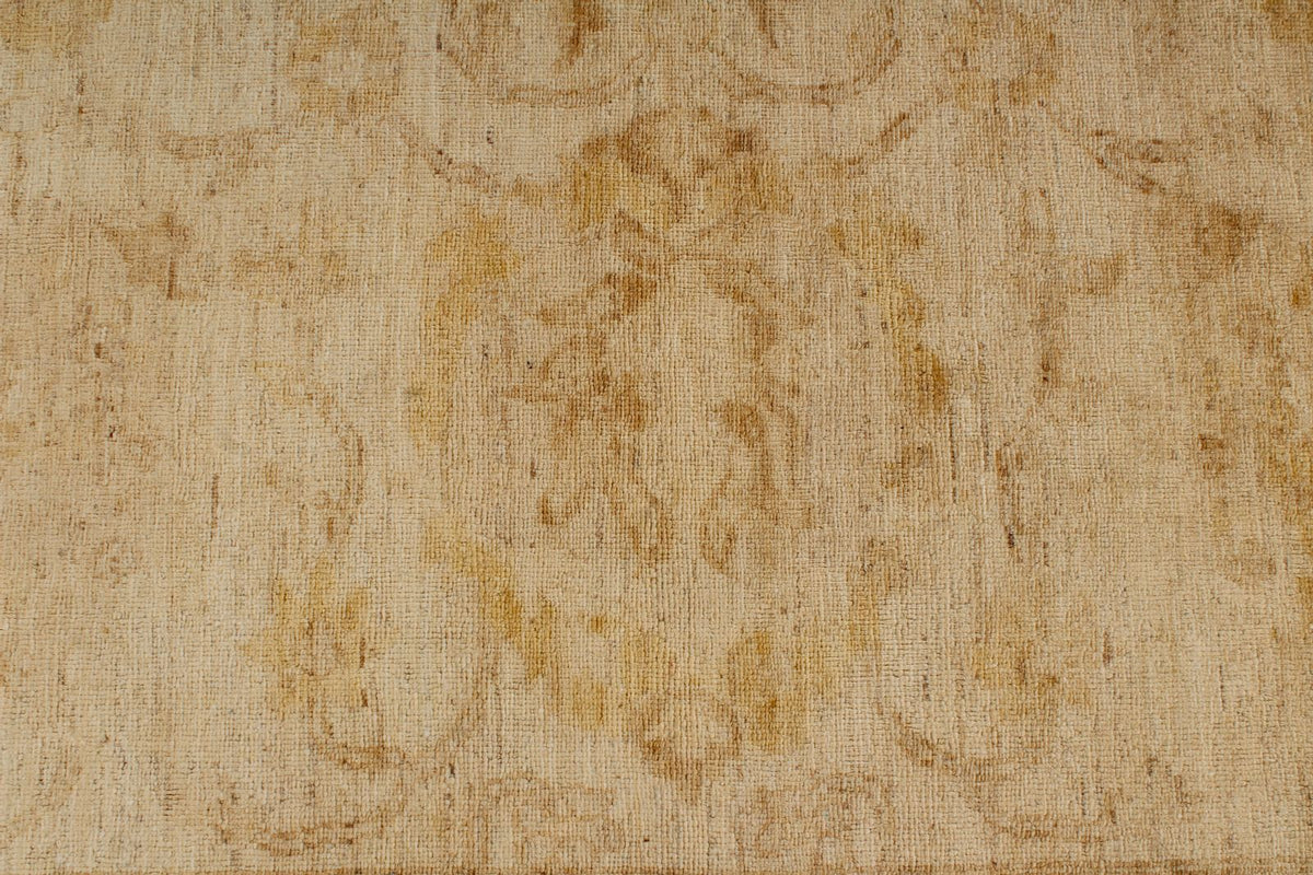 6x9 Ivory Turkish Oushak Rug