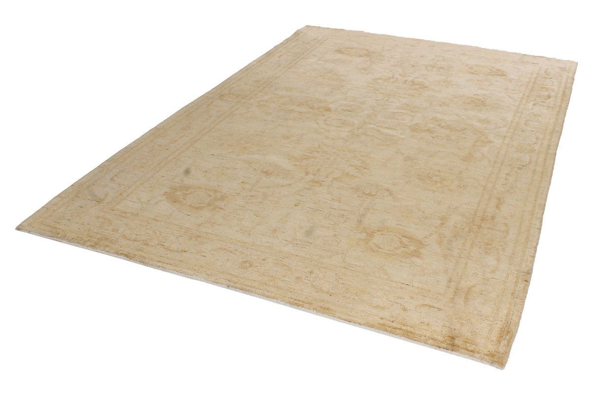 6x9 Ivory Turkish Oushak Rug