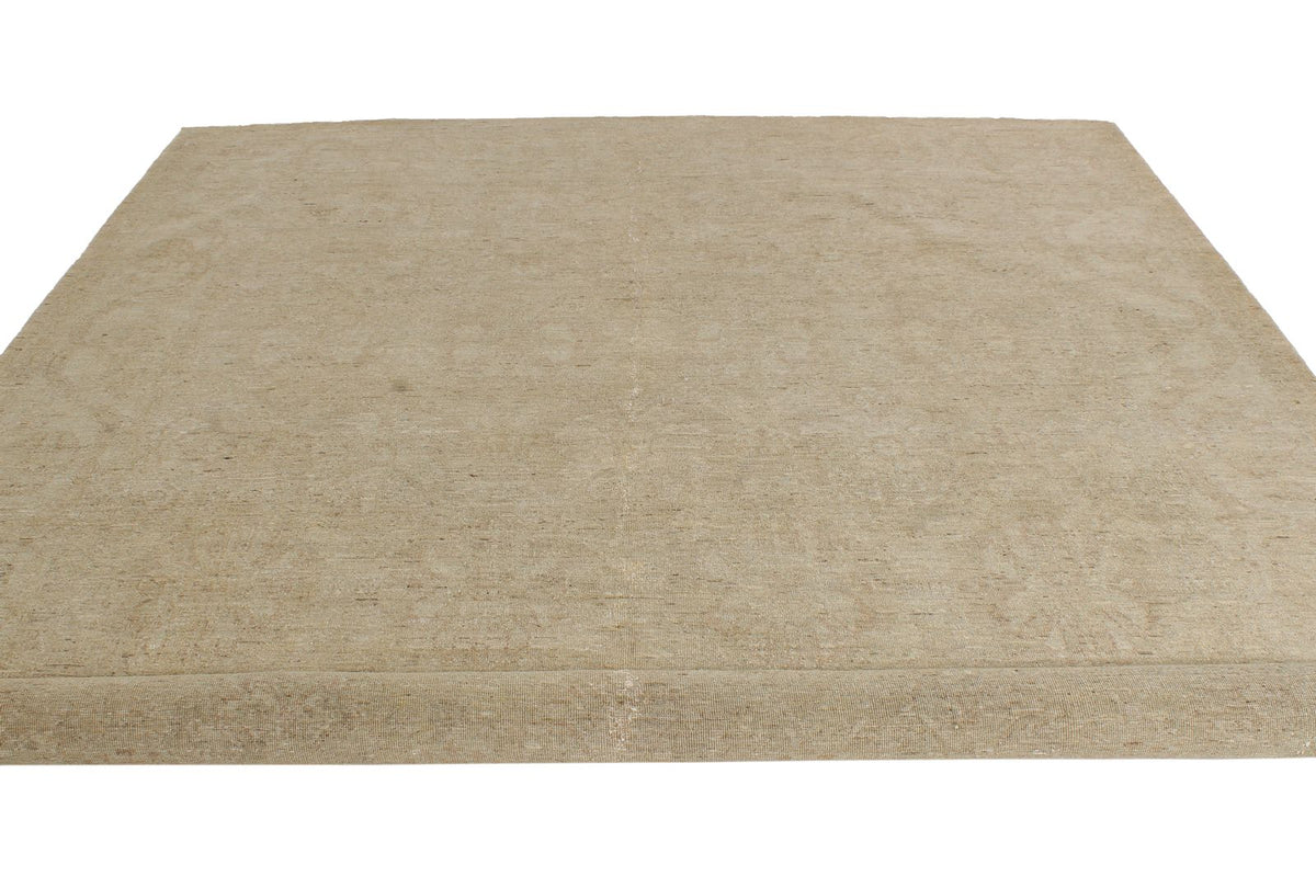 8x10 Ivory Turkish Oushak Rug