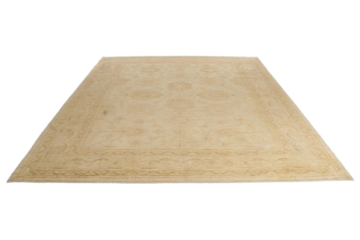 8x11 Ivory and Gold Turkish Oushak Rug