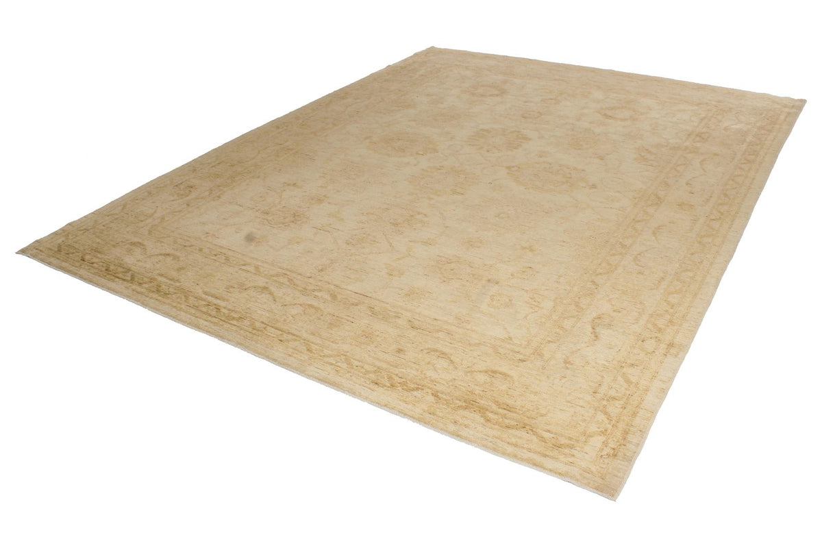 8x11 Ivory and Gold Turkish Oushak Rug