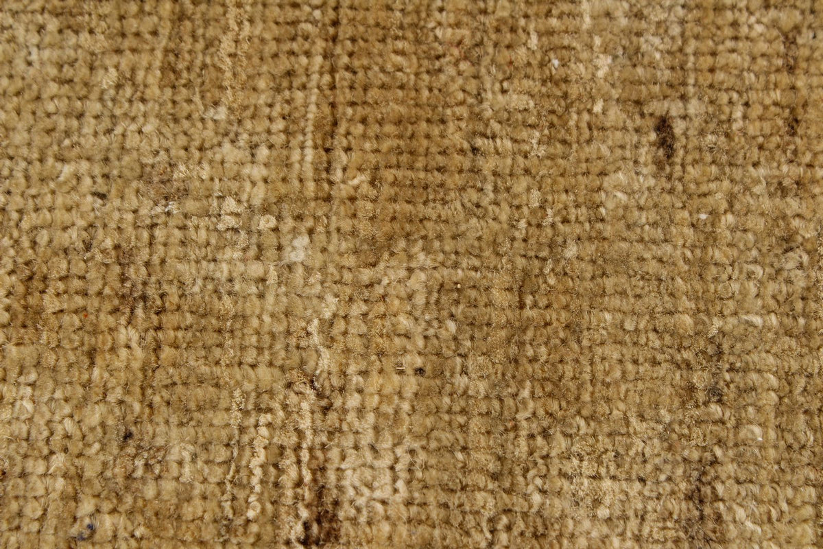 7x8 Beige and Ivory Persian Rug