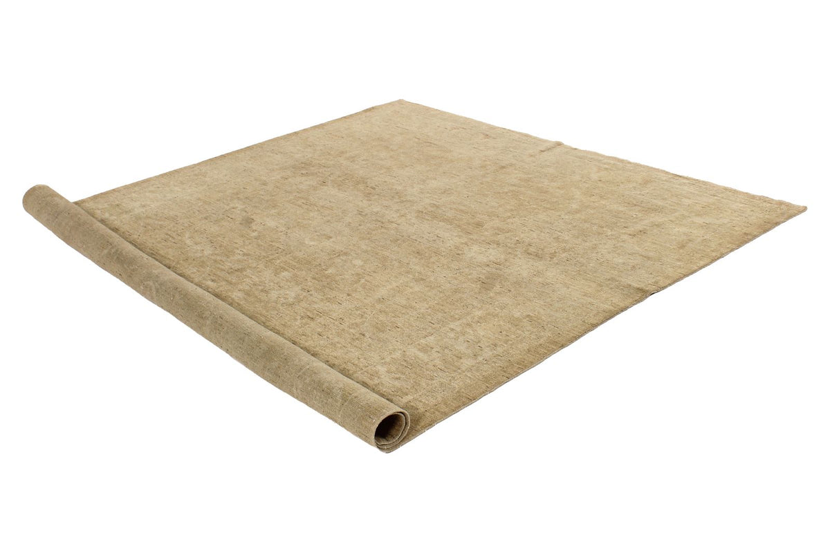 7x8 Beige and Ivory Persian Rug