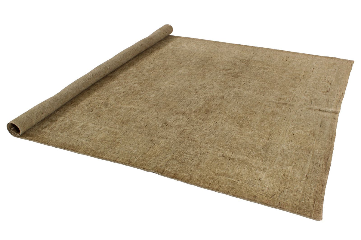 7x8 Beige and Ivory Persian Rug