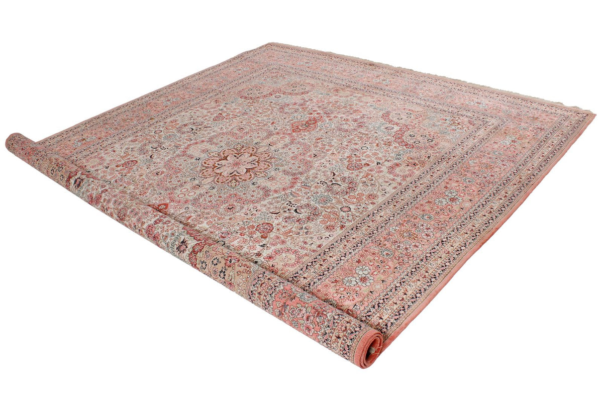 8x10 Ivory and Pink Persian Silk Rug